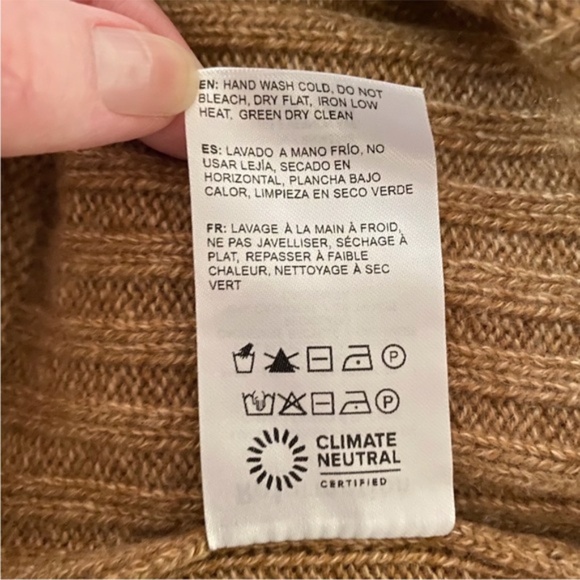 NEW Anthropologie Reformation Beckie Cashmere Collared Sweater Panko Medium - Picture 16 of 16